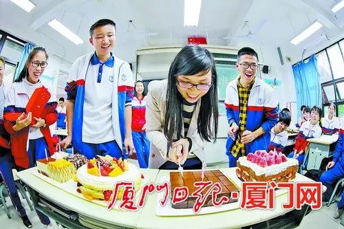 厦门英才女子篮球赛冠军_厦门篮球比赛2021_篮球厦门赛女子冠军英才是谁