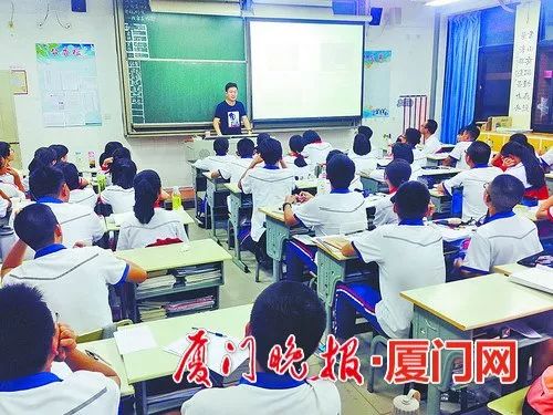 厦门篮球比赛2021_厦门英才女子篮球赛冠军_篮球厦门赛女子冠军英才是谁