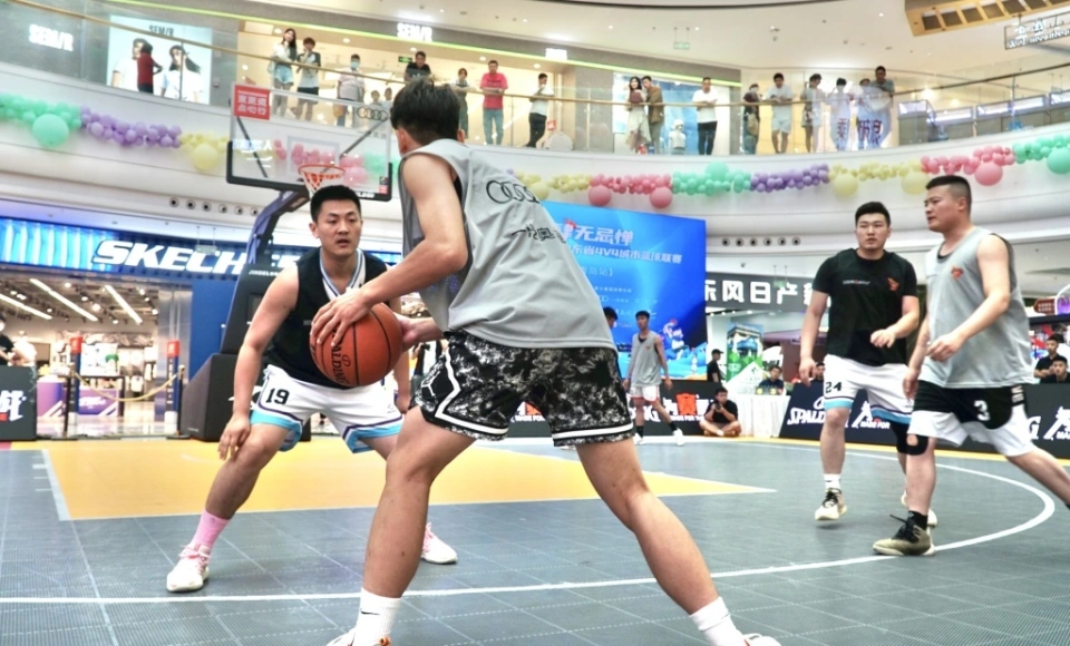 青岛4v4城市篮球联赛火热开赛，16支战