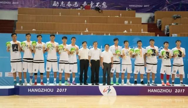 全国中学生篮球赛冠军_全国中学生篮球联赛冠军_庄边中学篮球比赛冠军是谁
