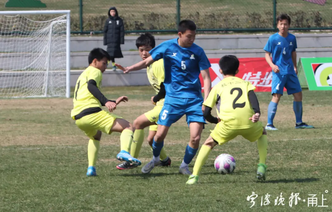 广州市高中足球冠军杯_2020广州市足球高中冠军杯_广州市高中足球联赛冠军