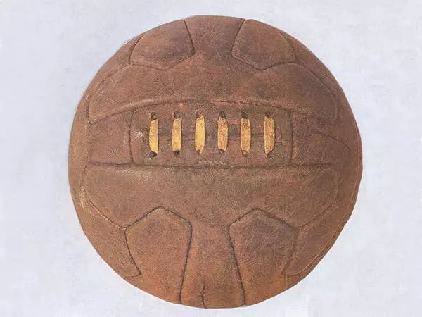1934年意大利世界杯：墨索里尼的荣耀与