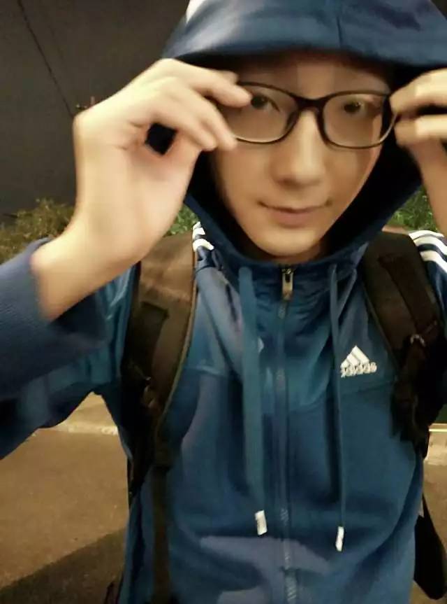高中运动会得奖发朋友圈的说说_运动会高中领奖_高中运动会获奖感言