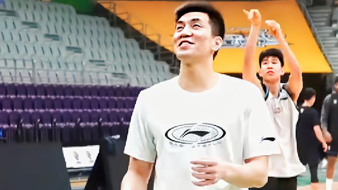坐下可以练习的篮球技巧_篮球坐姿_坐式篮球
