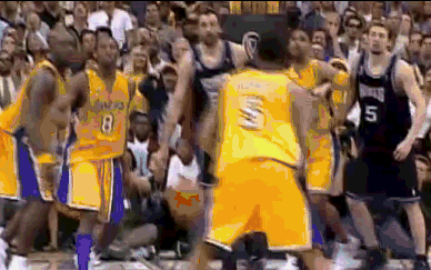 篮球控5期：NBA历史上，哪些画面能被奉为经典？