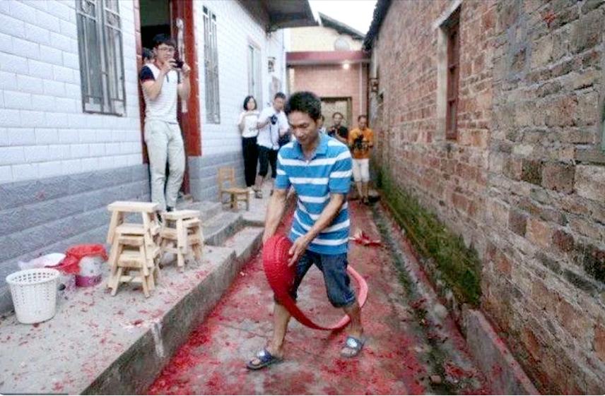 奥运举重石智勇视频_中国举重奥运冠军石智勇_早期的奥运举重冠军石智勇