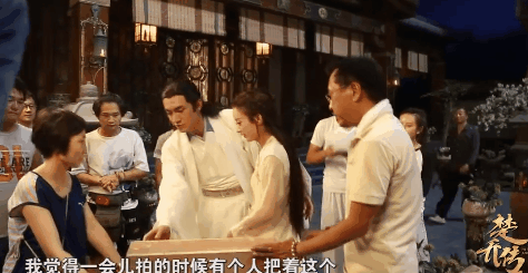 健身明星死亡_与明星健身_健身明星图片