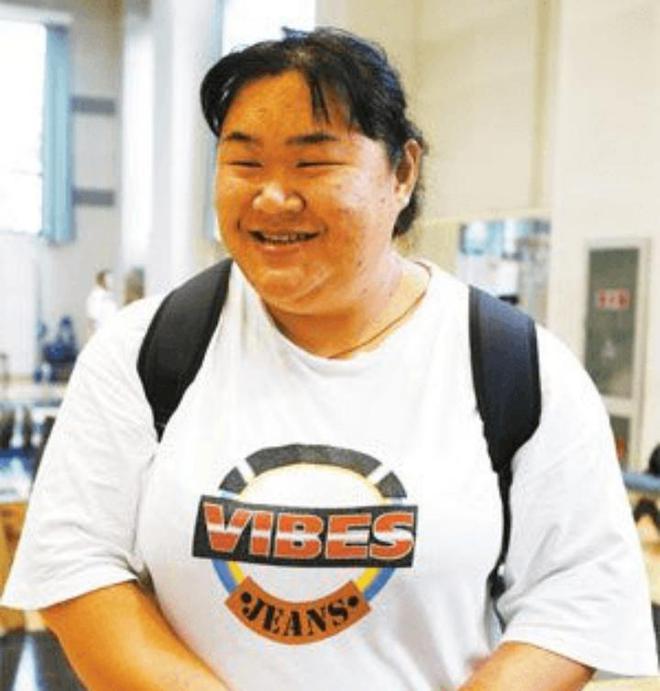 举重意外视频_举重晕倒视频大全_中国举重冠军晕倒事件