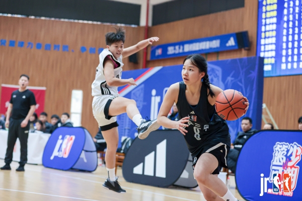 2024-25 Jr. NBA校园篮球联赛@四川 女子组宜宾一中夺冠，树德中学黑马之姿晋级，决赛对阵绵阳中学！